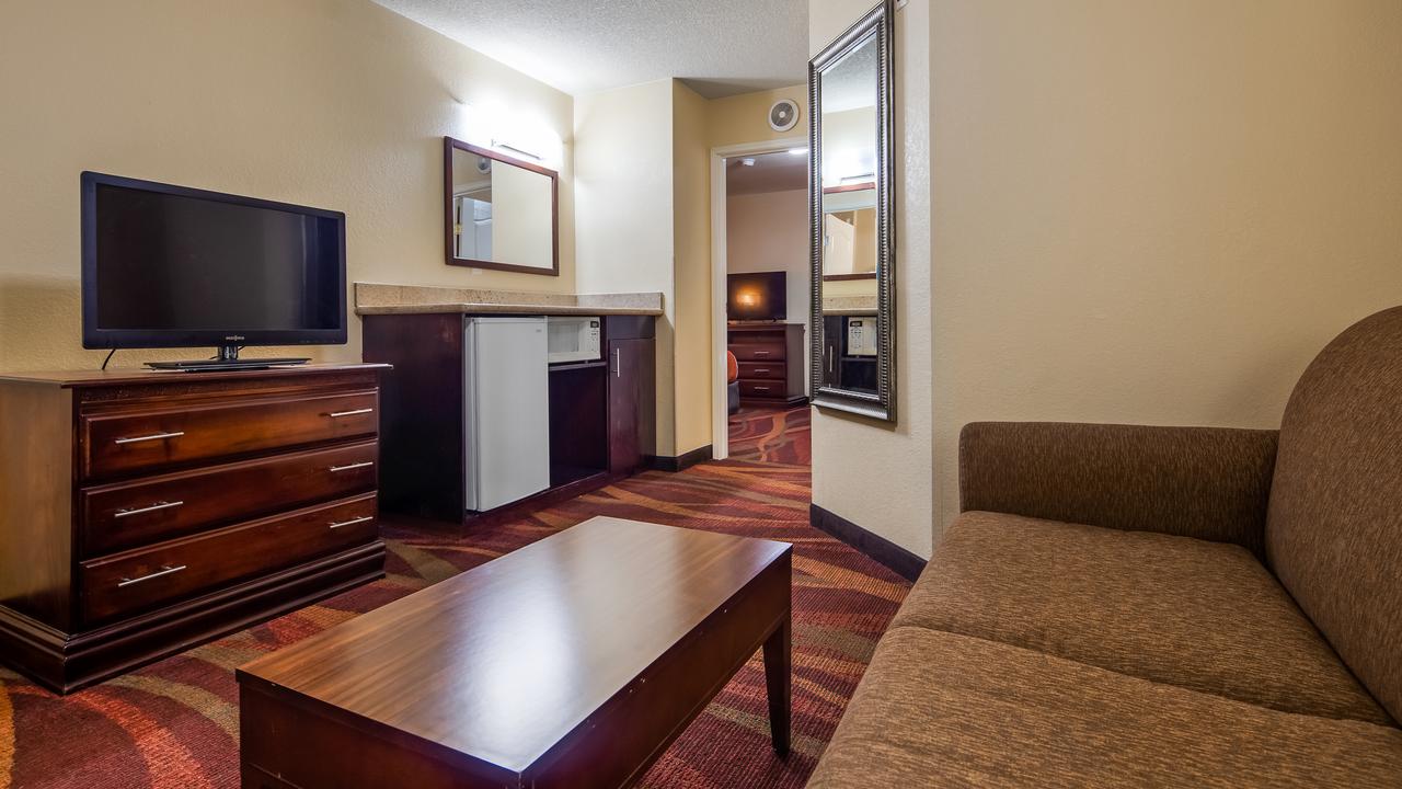 Best Western Plus Fort Wayne Inn & Suites North - thumb 7