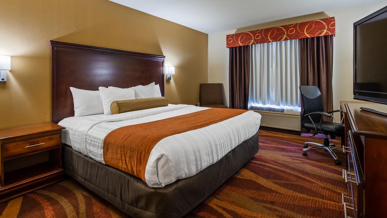 Best Western Plus Fort Wayne Inn & Suites North - thumb 5