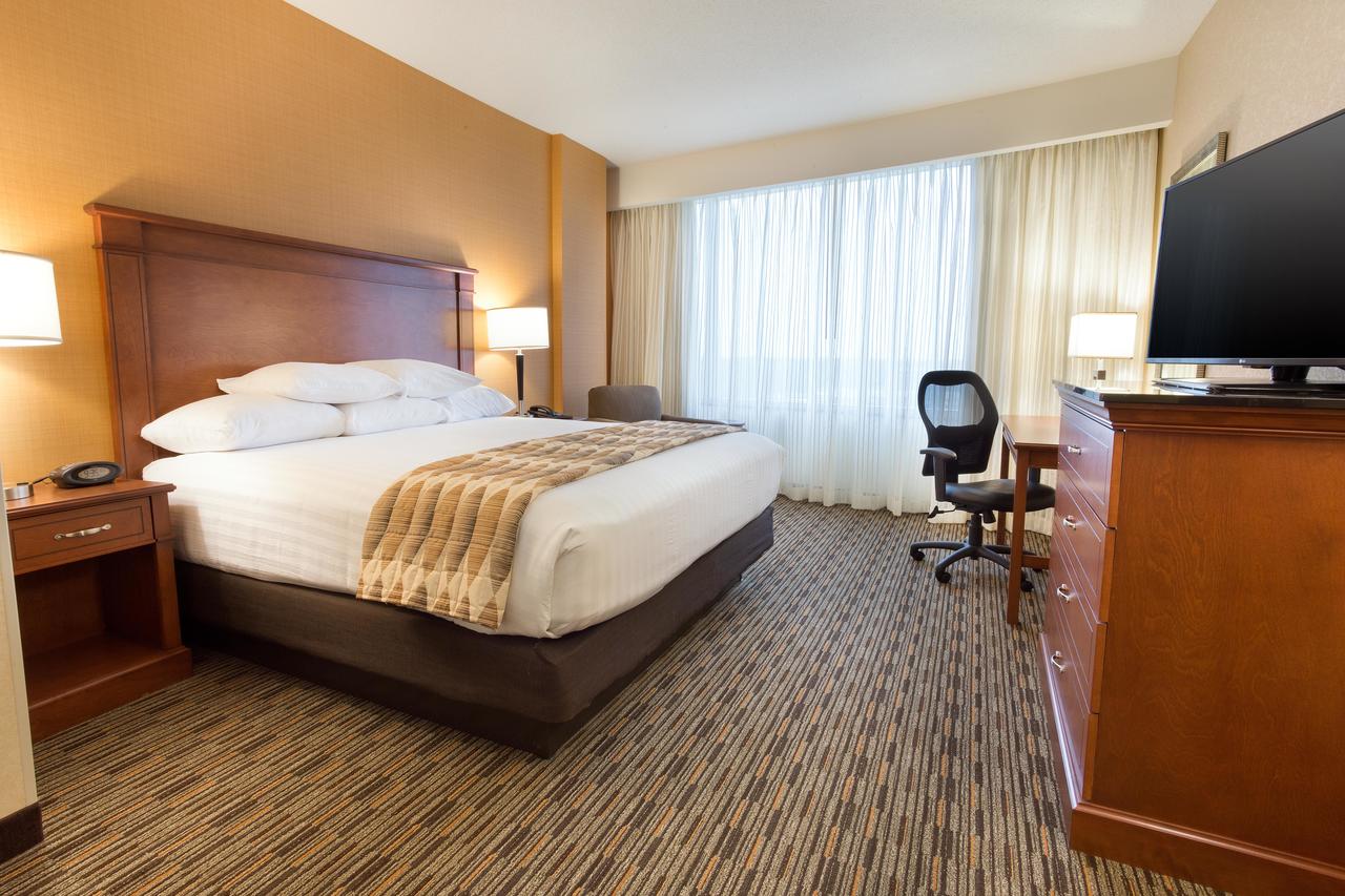 Drury Plaza Hotel Indianapolis Carmel - thumb 2