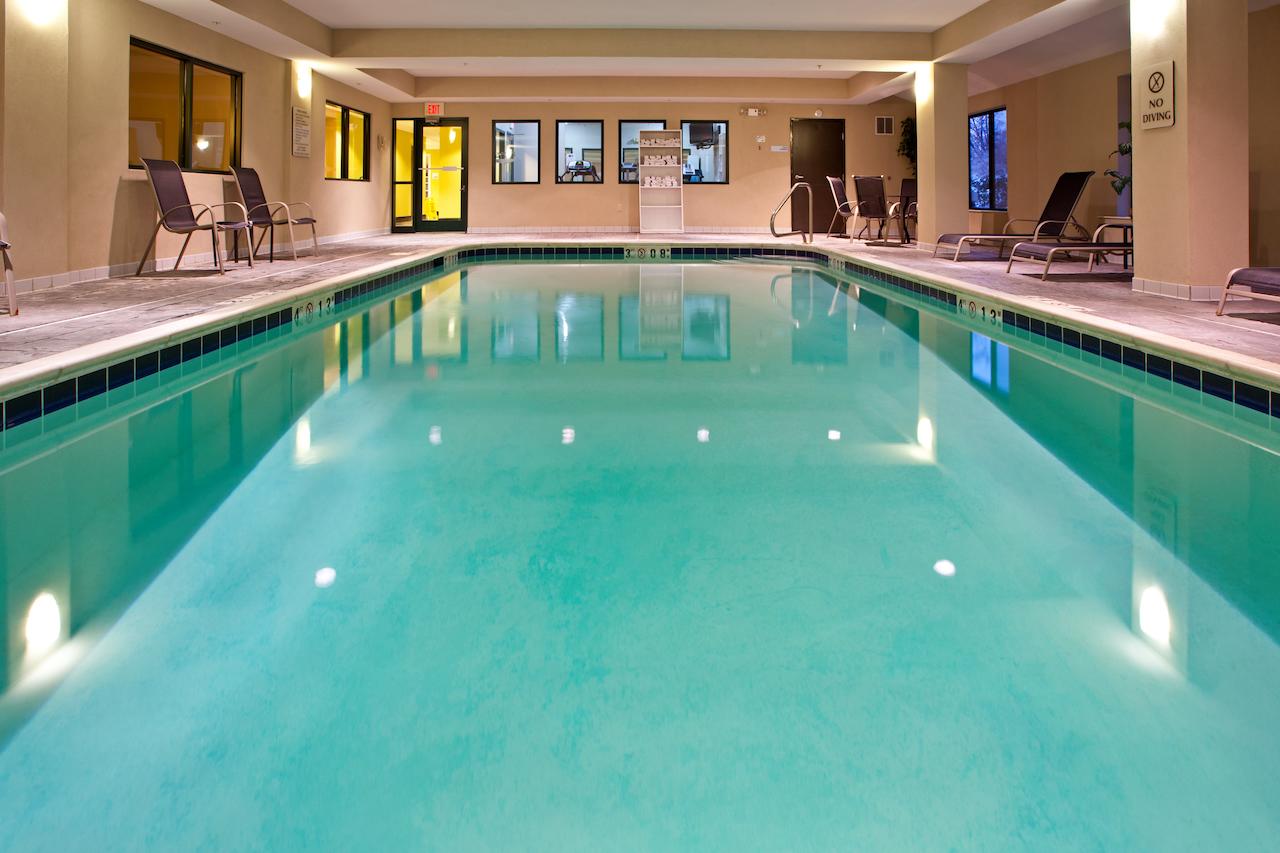 Holiday Inn Express & Suites Tell City - thumb 1