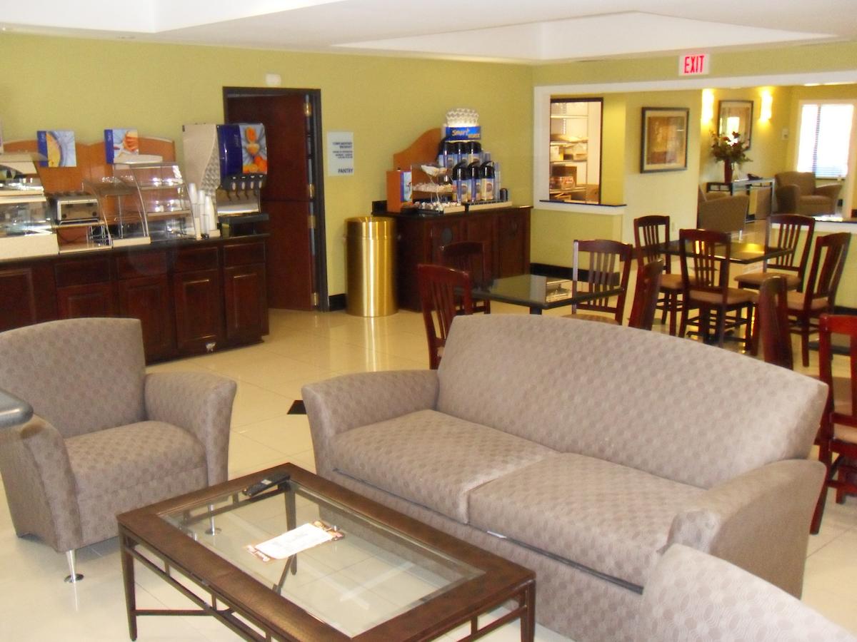 Holiday Inn Express & Suites Tell City - thumb 20