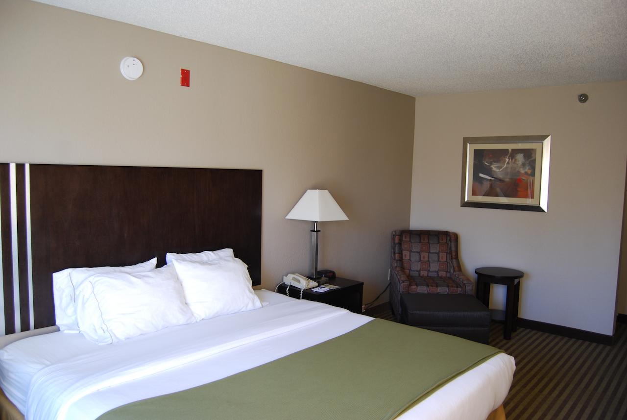 Holiday Inn Express & Suites Tell City - thumb 8