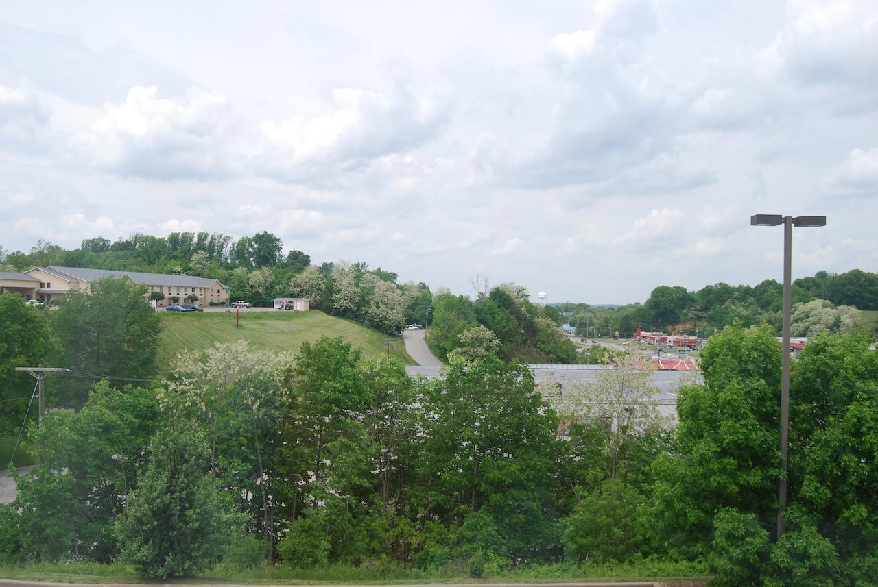 Holiday Inn Express & Suites Tell City - thumb 33