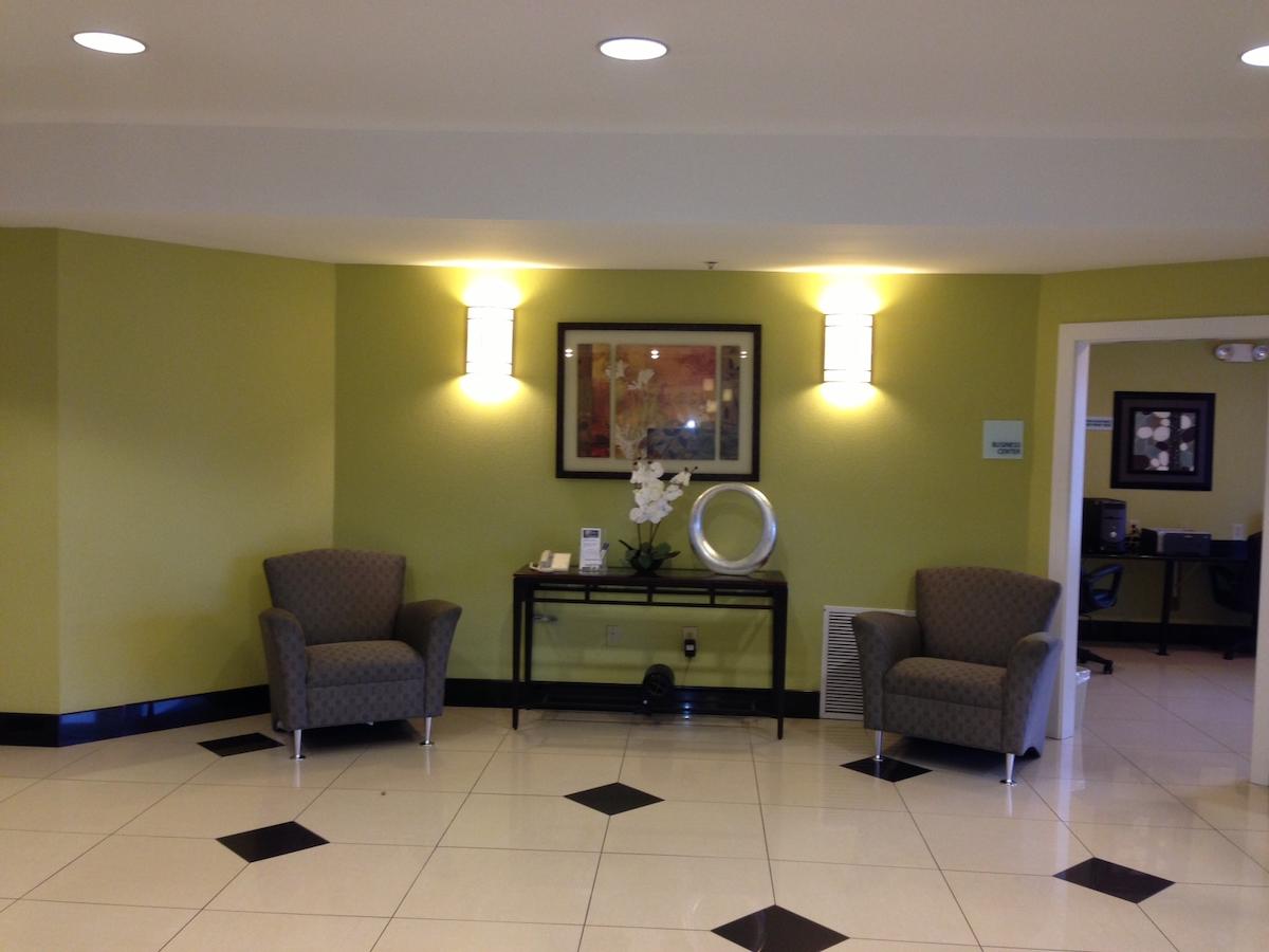 Holiday Inn Express & Suites Tell City - thumb 22