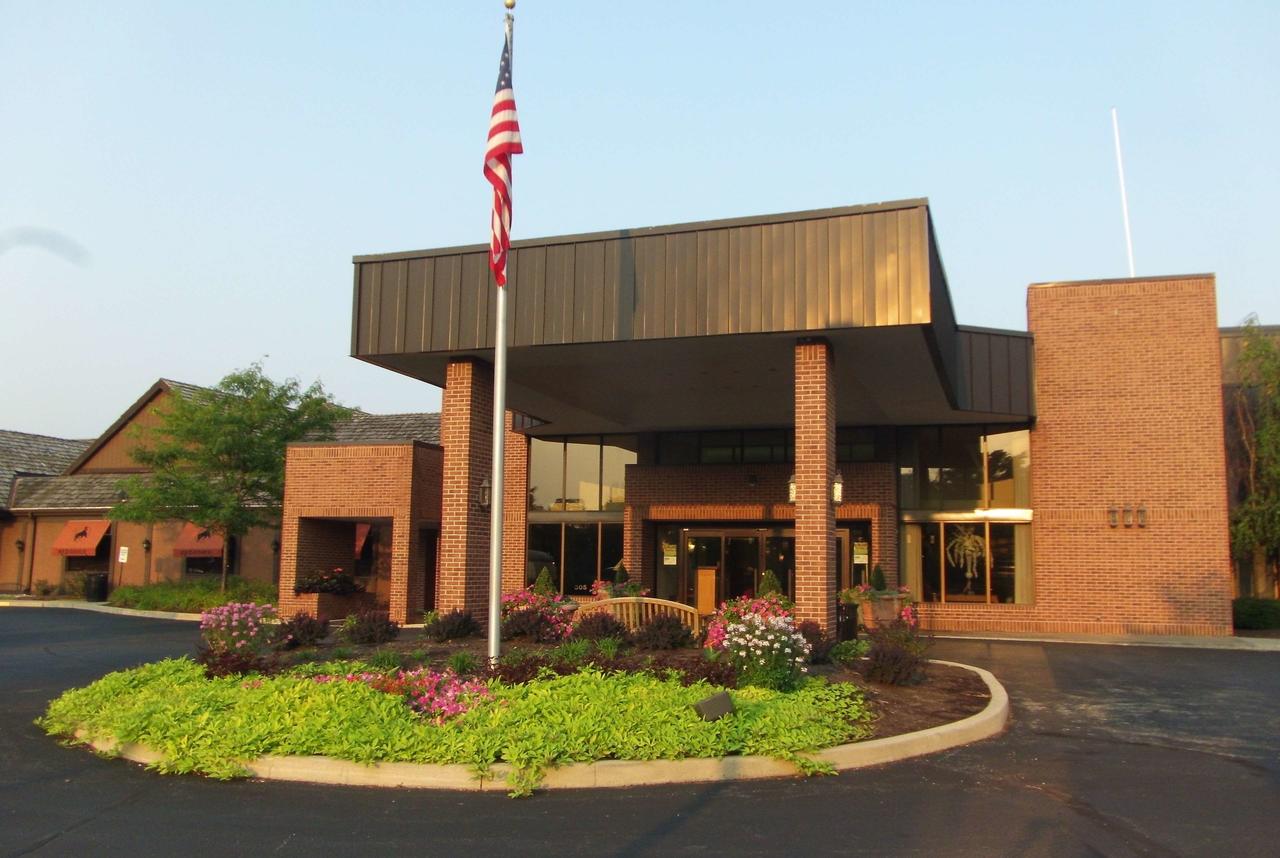 Ramada Plaza By Wyndham Fort Wayne Hotel & Conference Center