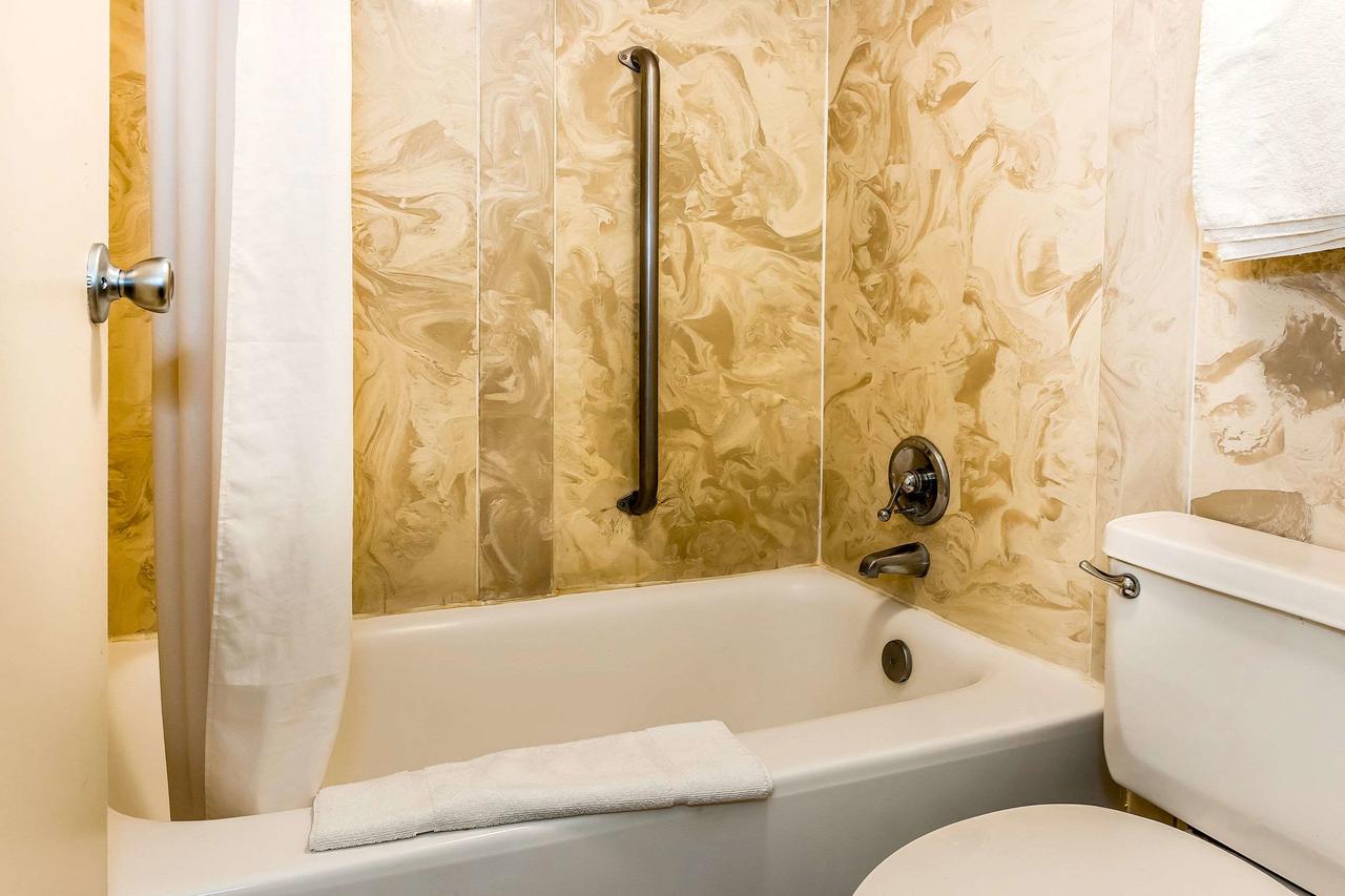 Econo Lodge Vincennes - thumb 21