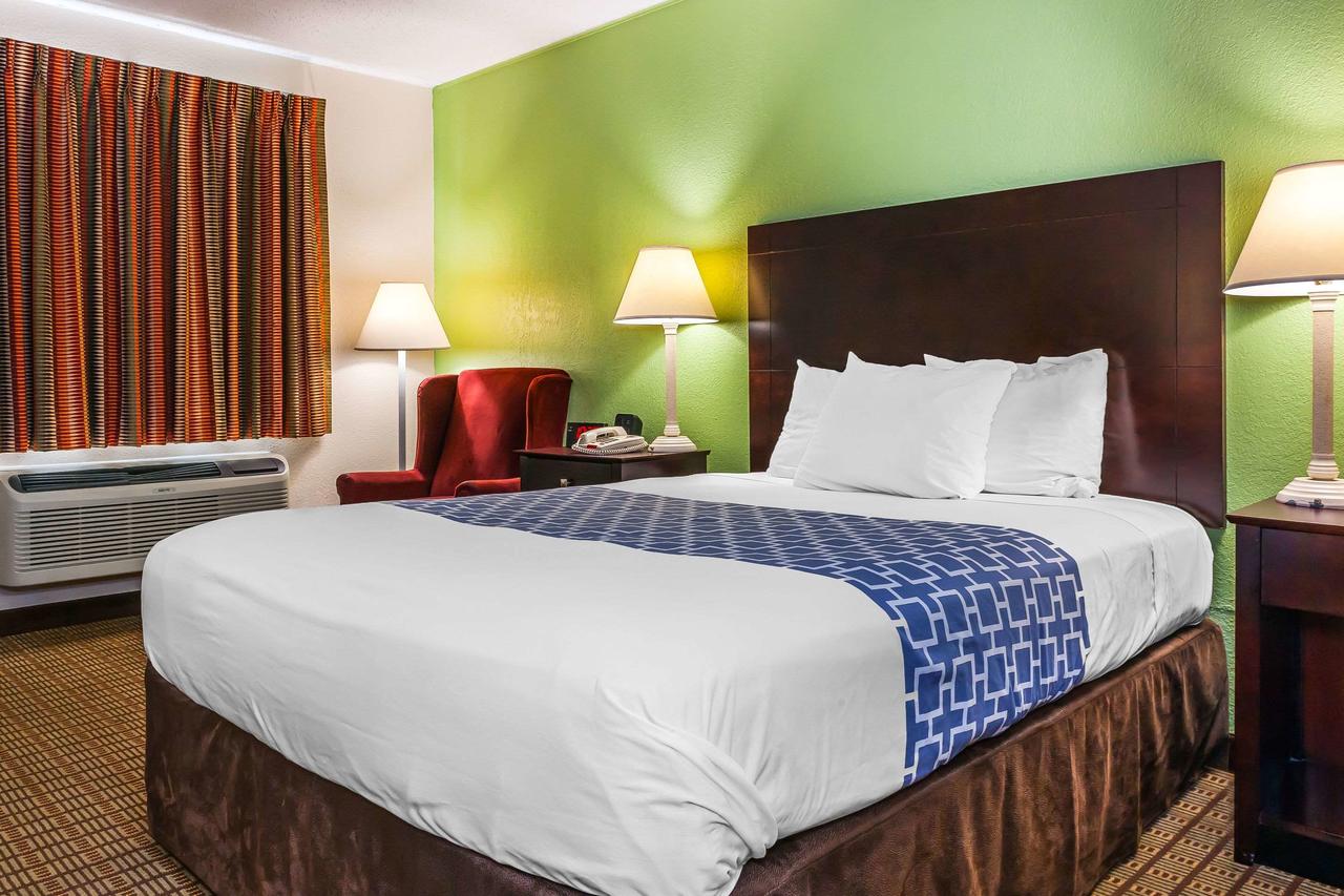 Econo Lodge Vincennes - thumb 24