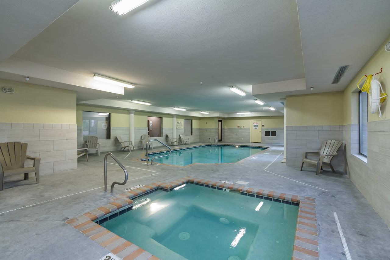 Holiday Inn Express & Suites - South Bend - Notre Dame Univ. - thumb 23