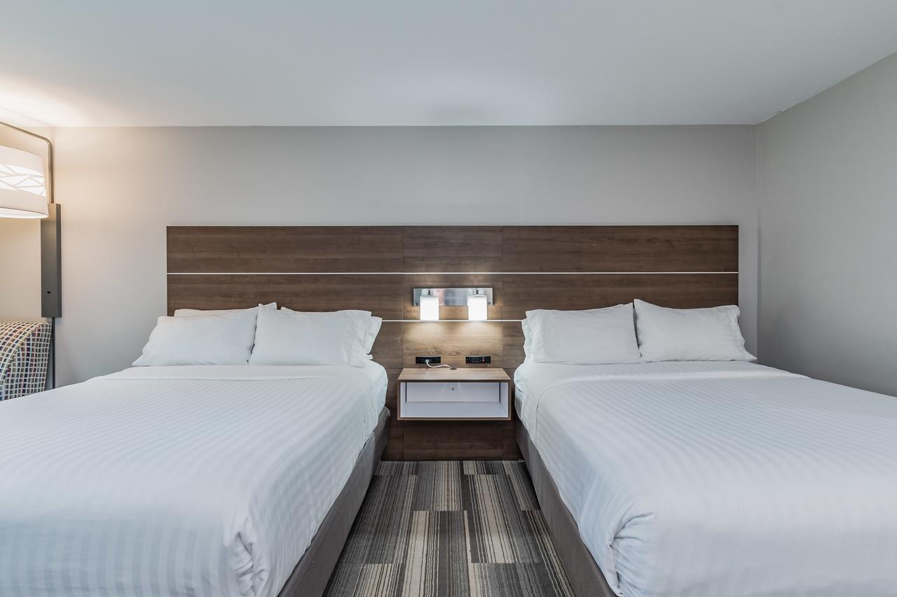 Holiday Inn Express & Suites - South Bend - Notre Dame Univ. - thumb 17