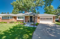 2 Minute Walk to ND Campus and Eddy St. Commons Tourism Bookings