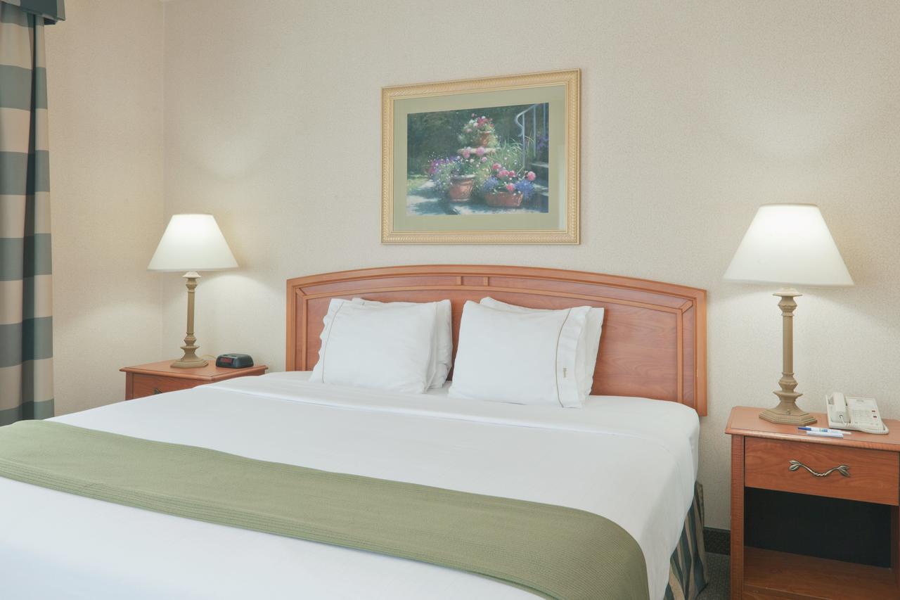 Holiday Inn Express Greensburg - thumb 9