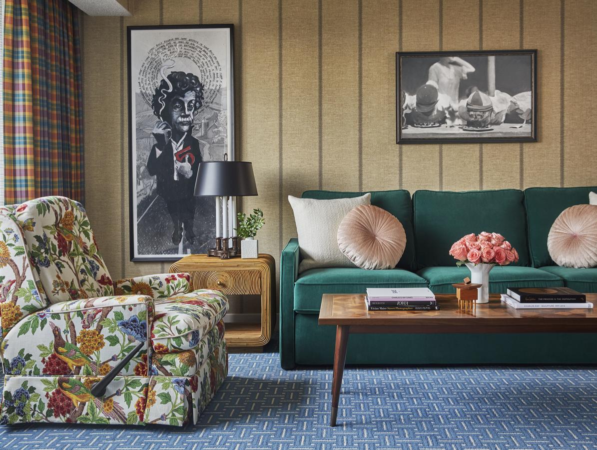 Graduate Iowa City - thumb 35