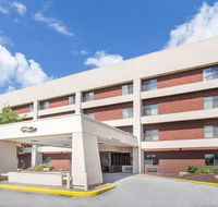Baymont by Wyndham Davenport - USA Accommodation