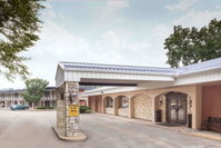 Booking Dubuque Tourism Bookings