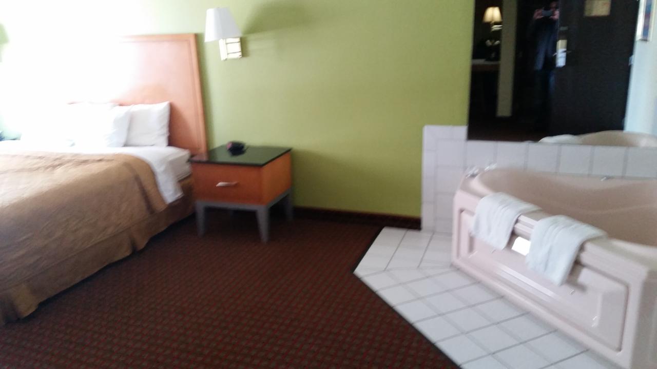 Days Inn By Wyndham Fort Dodge - thumb 25