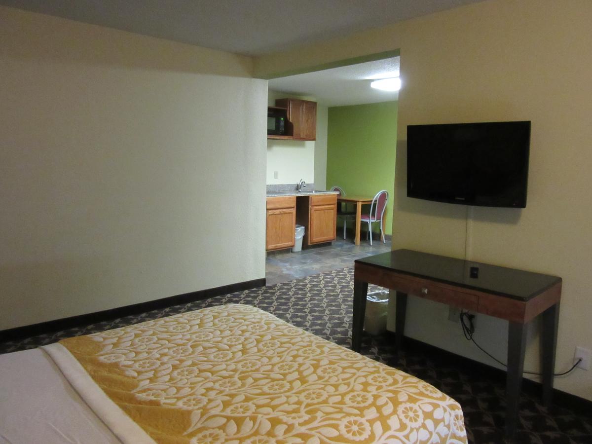 Days Inn By Wyndham Fort Dodge - thumb 34