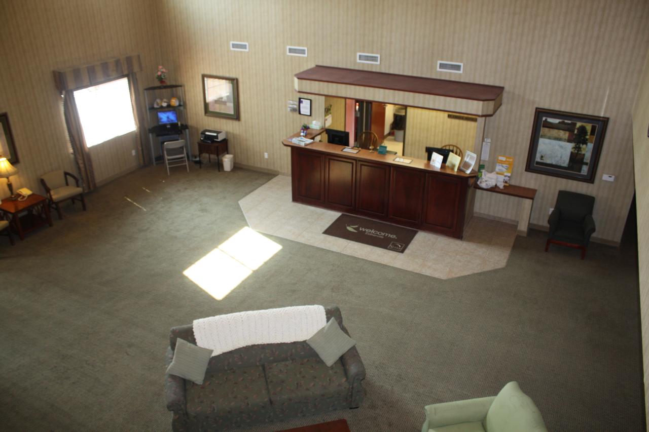 Estherville Hotel & Suites - thumb 29