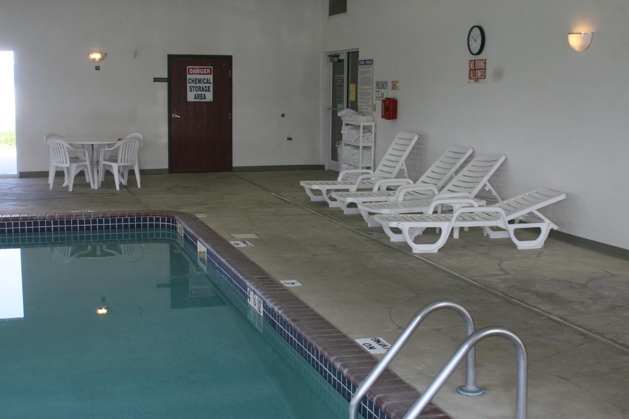 Estherville Hotel & Suites - thumb 35