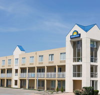 Days Inn by Wyndham Des Moines-West Clive - Tourism Bookings