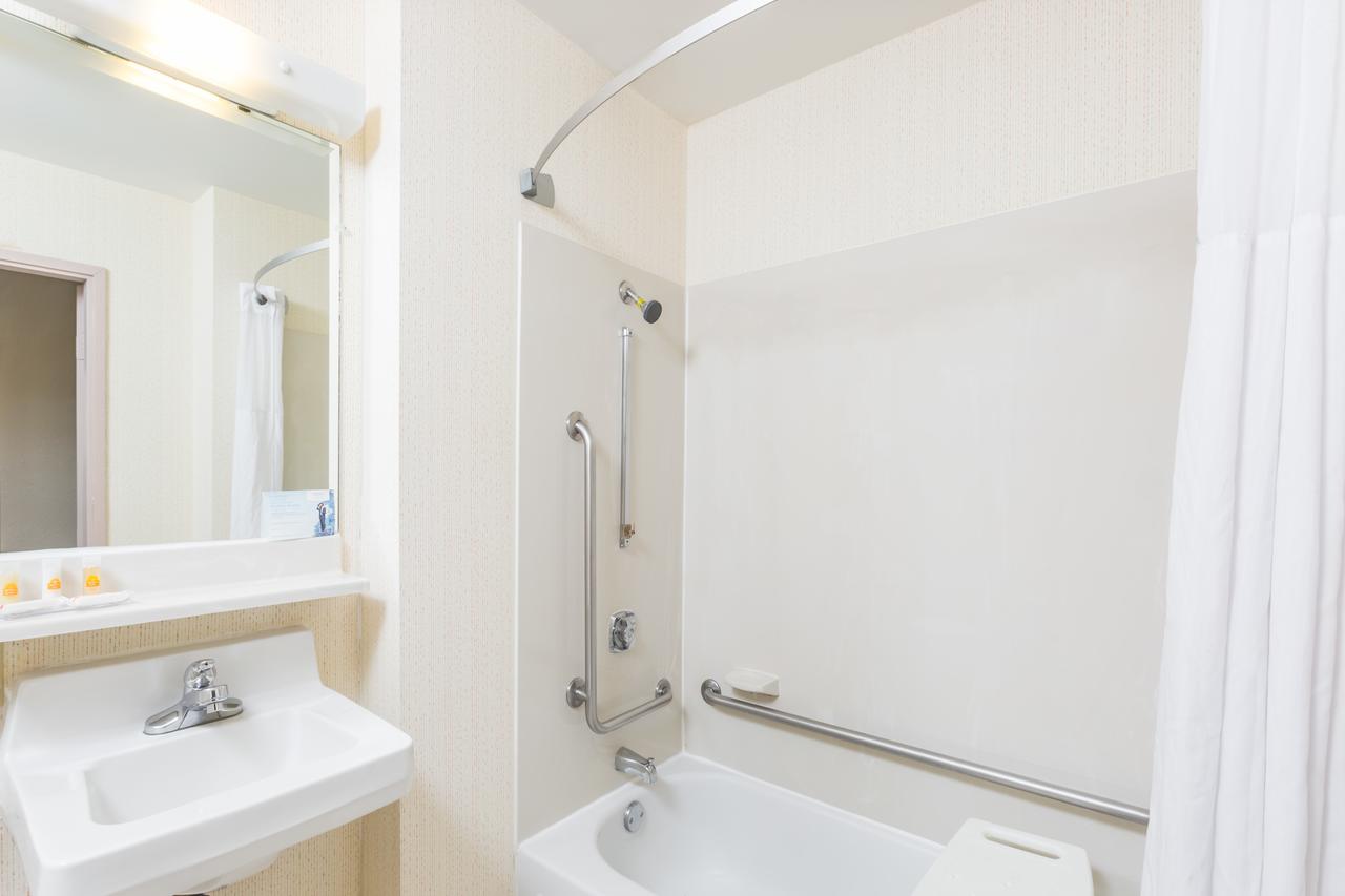 Days Inn By Wyndham Des Moines-West Clive - thumb 22