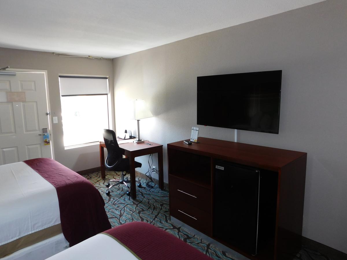 Days Inn By Wyndham Des Moines-West Clive - thumb 5