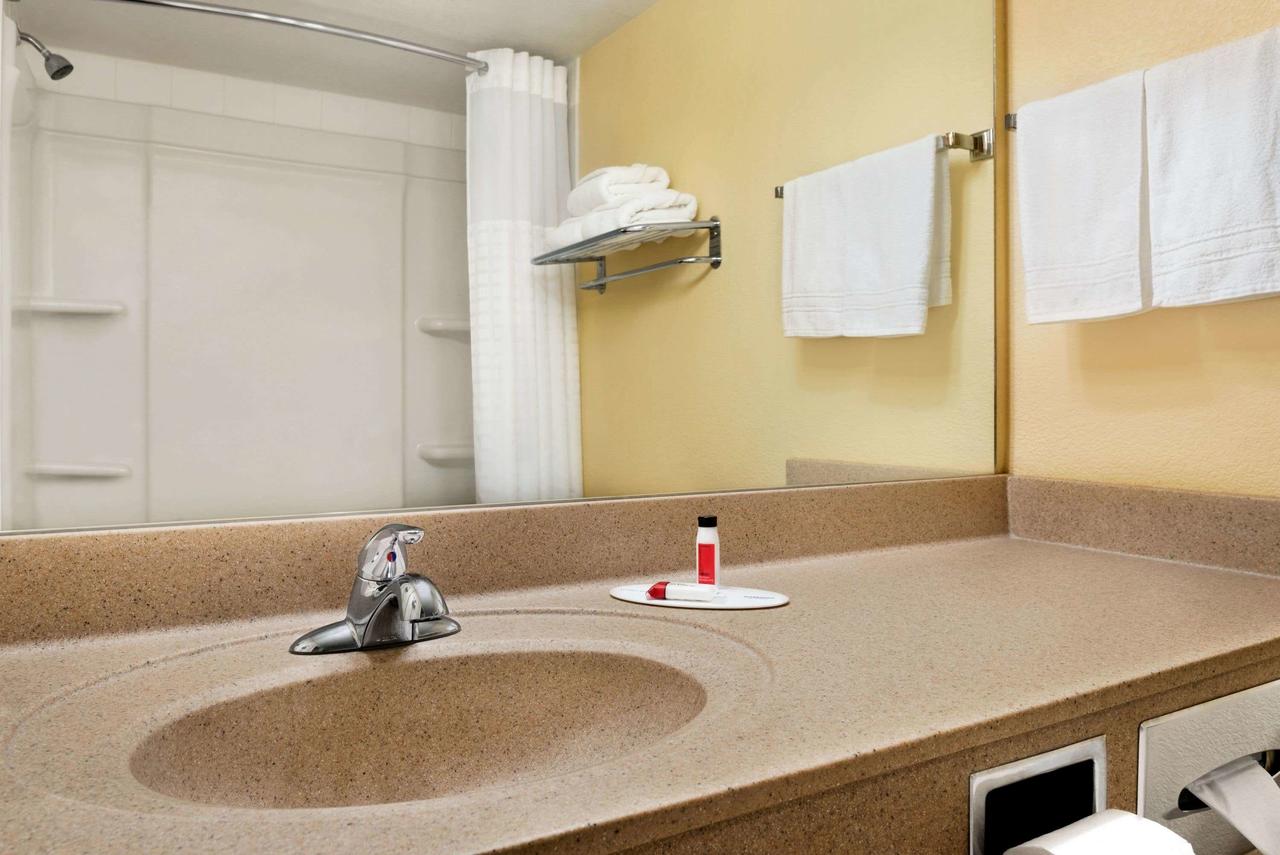 Super 8 By Wyndham Des Moines - thumb 34