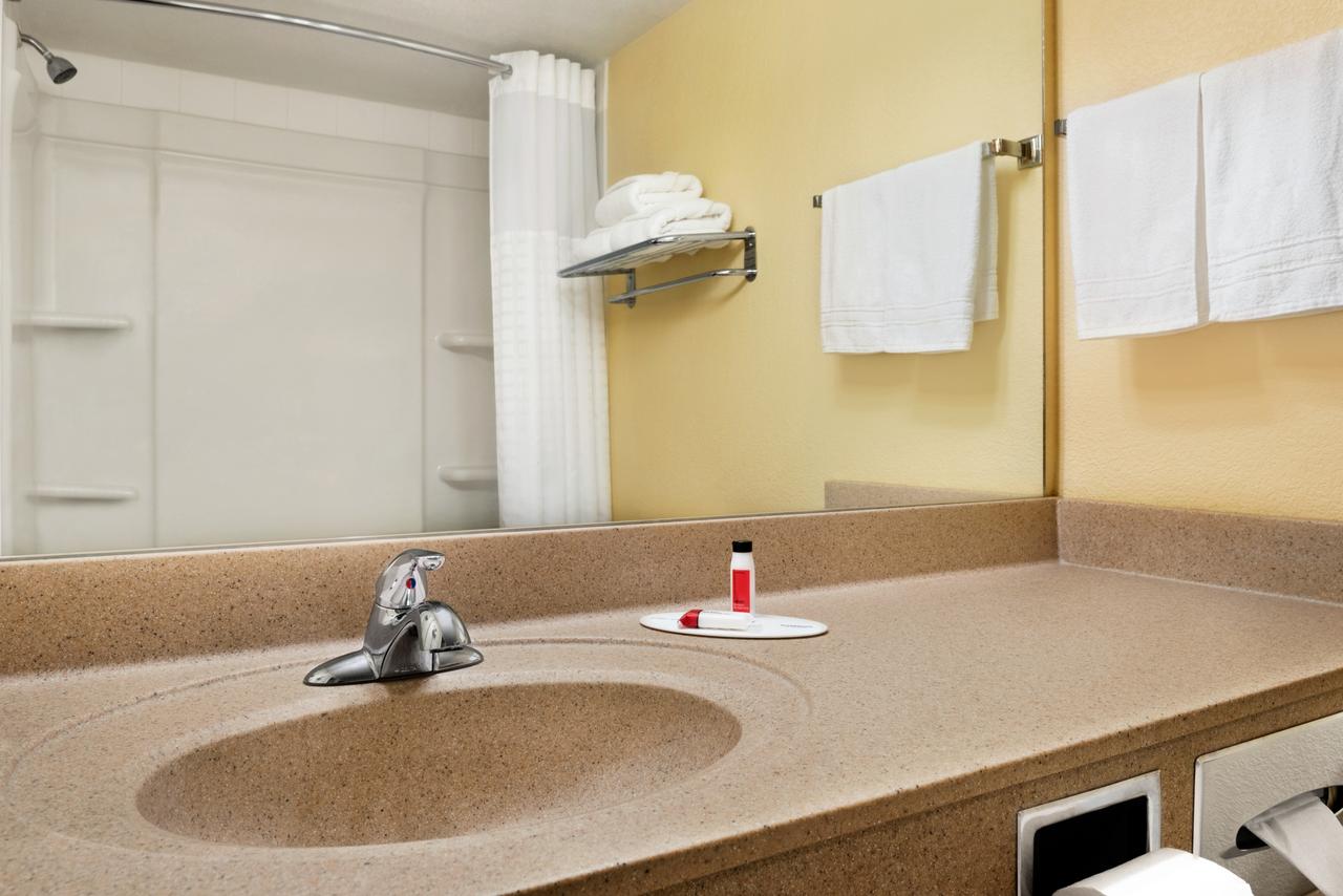 Super 8 By Wyndham Des Moines - thumb 16