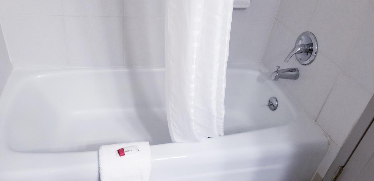 Super 8 By Wyndham Des Moines - thumb 2