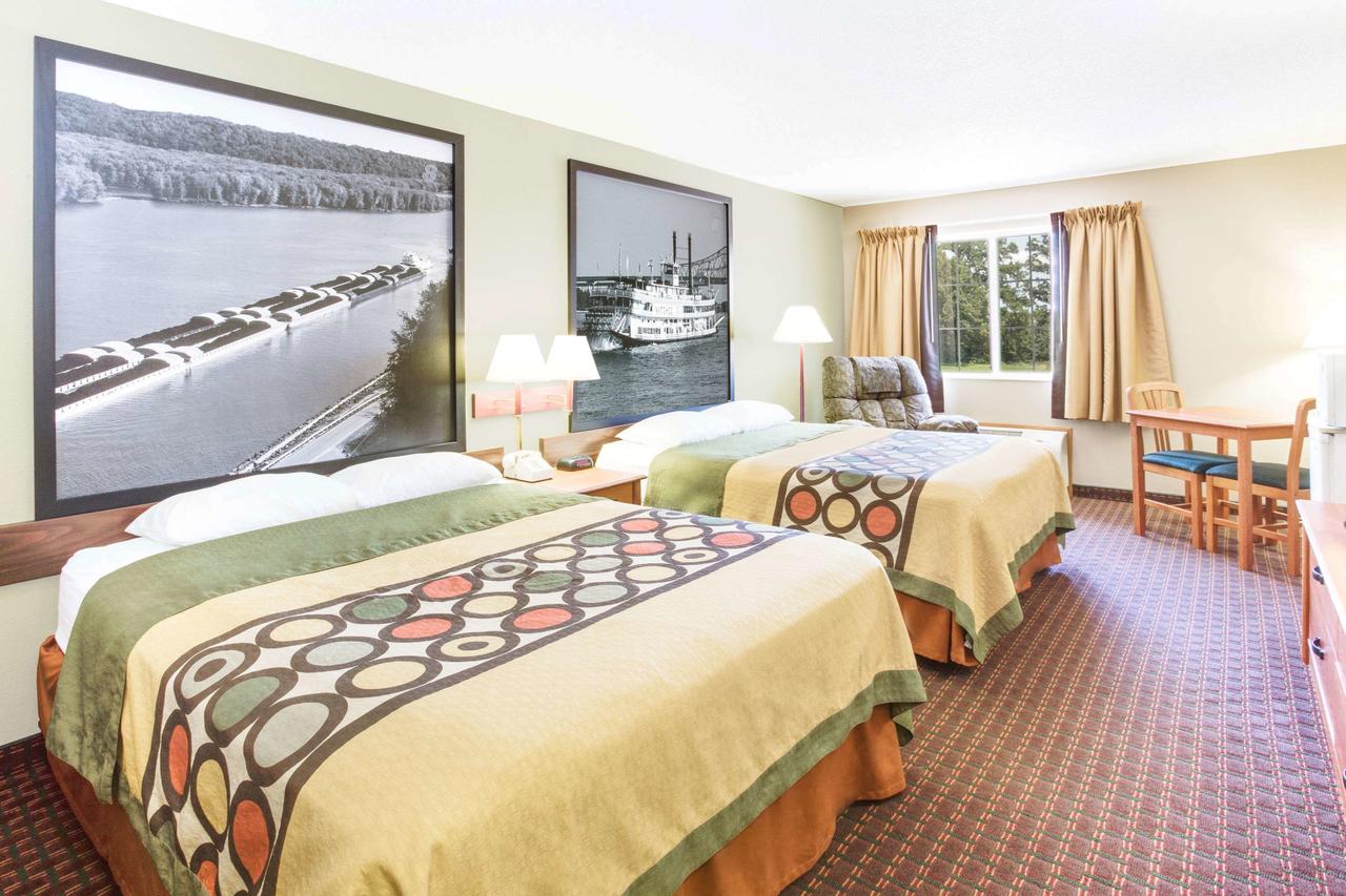 Super 8 By Wyndham Le Claire/Quad Cities - thumb 6