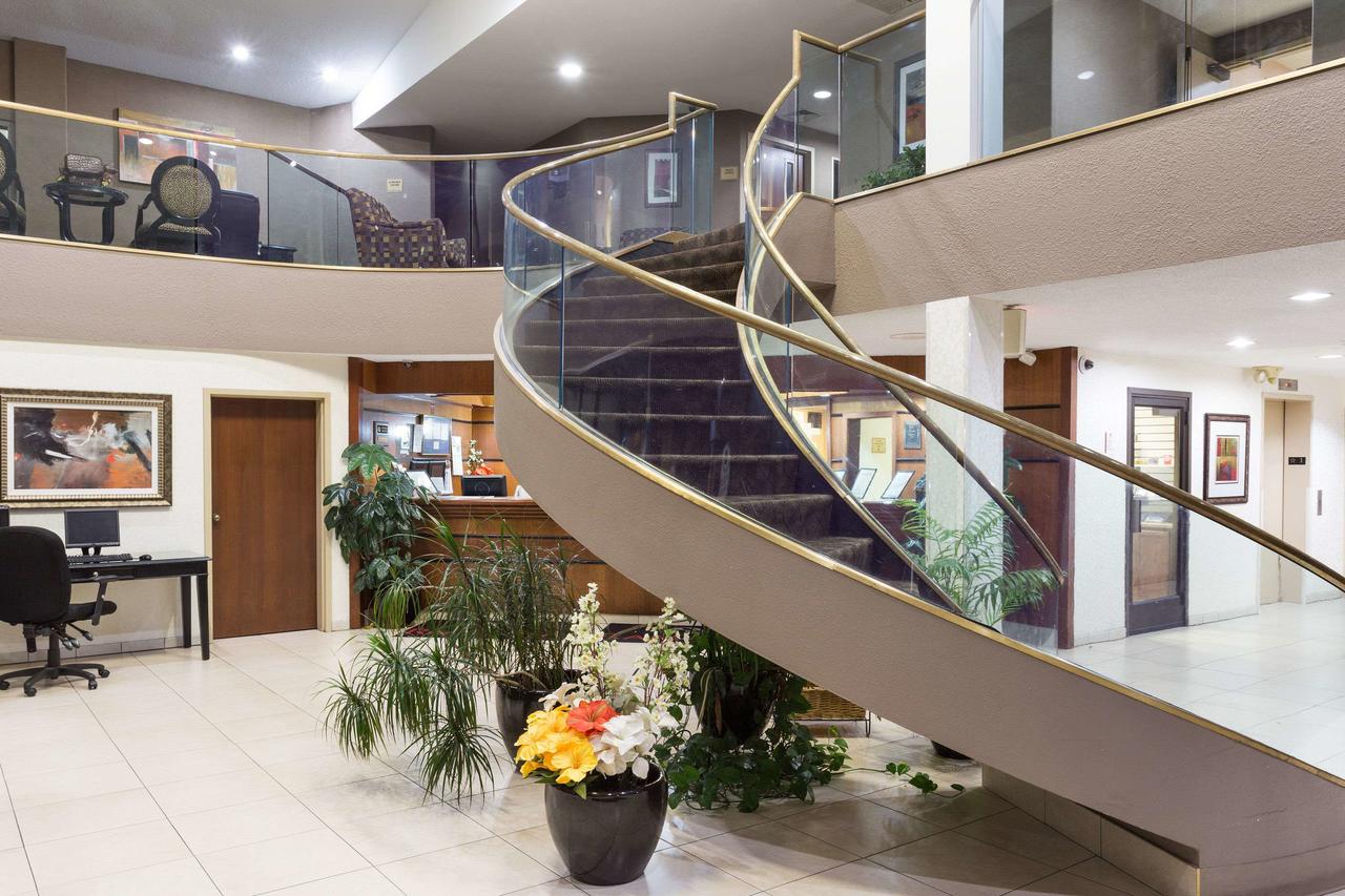 Ramada By Wyndham Bettendorf - thumb 42