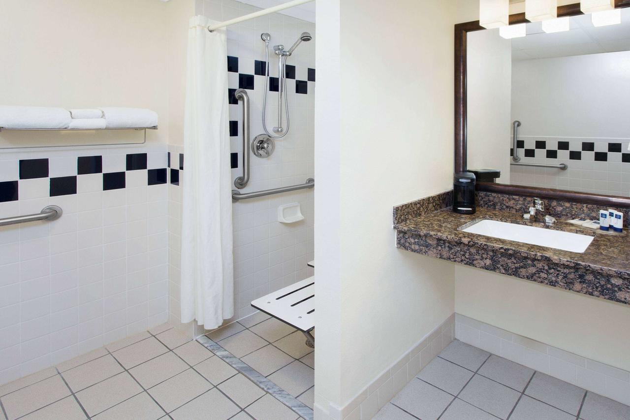 AmericInn By Wyndham Webster City - thumb 42