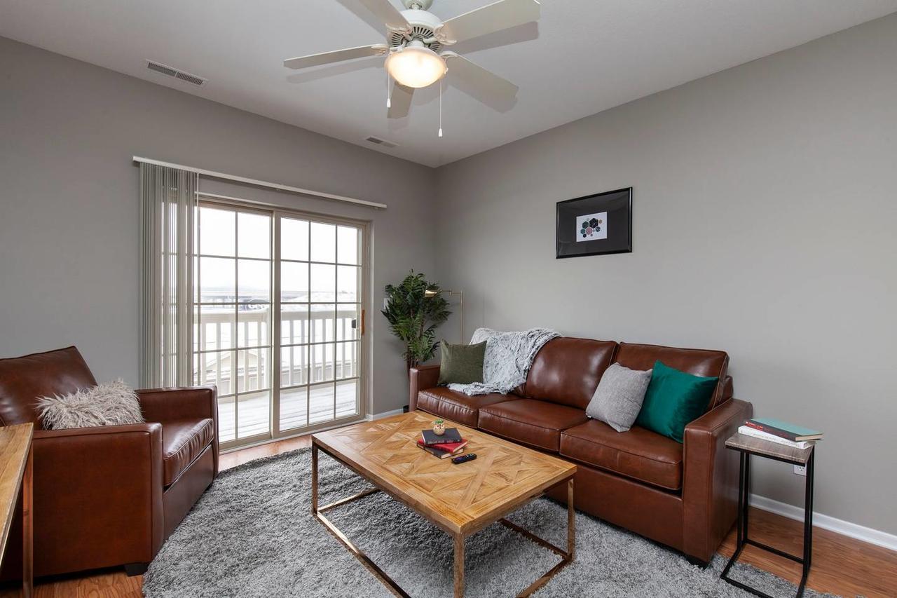 University Flat + Pool + Gym - thumb 2