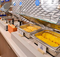 Holiday Inn Express Le Claire Riverfront-Davenport - USA Accommodation