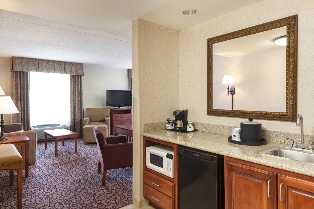 Hampton Inn Dubuque - thumb 23