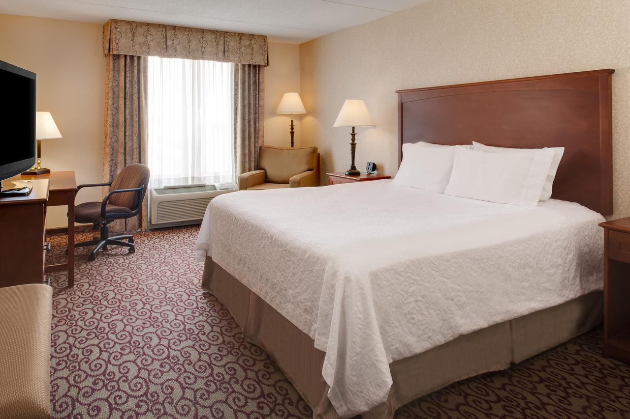 Hampton Inn Dubuque - thumb 30