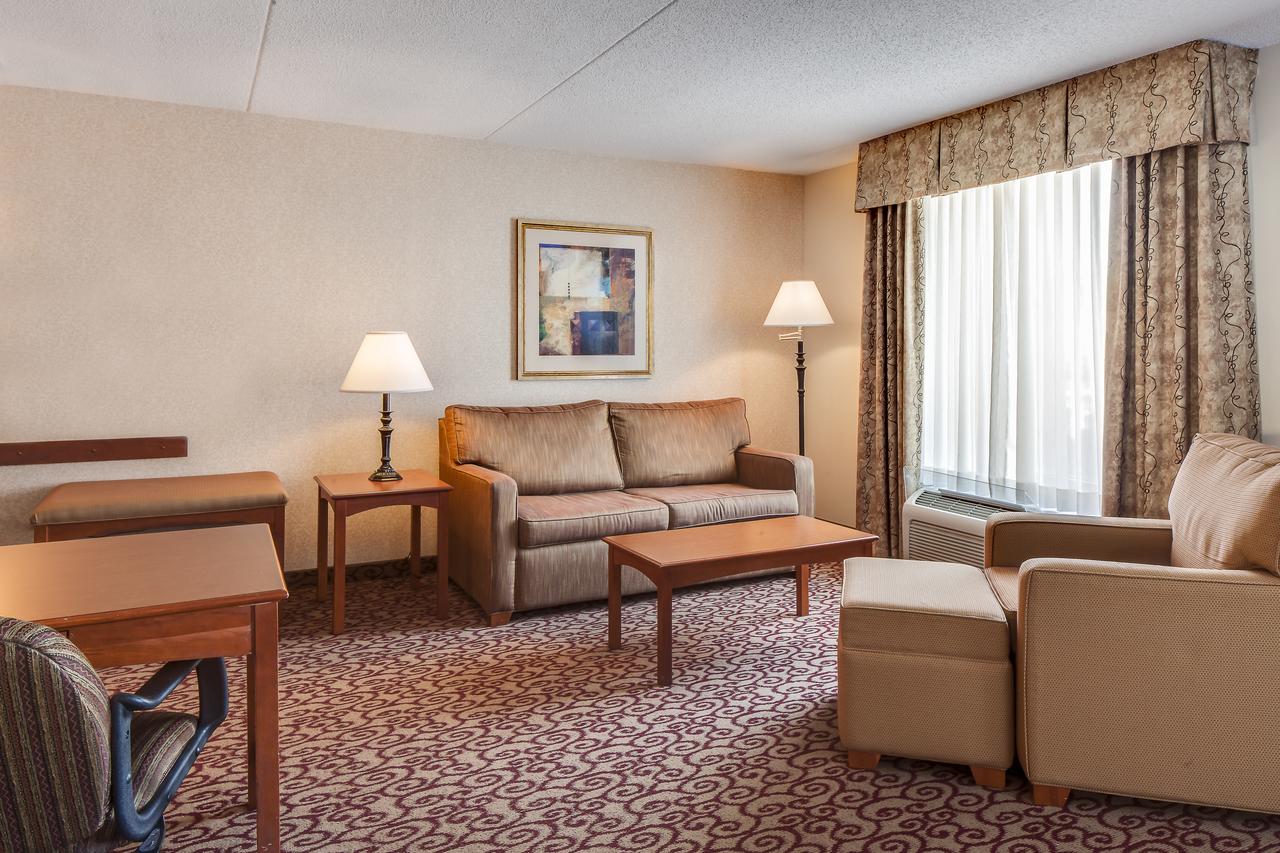 Hampton Inn Dubuque - thumb 27