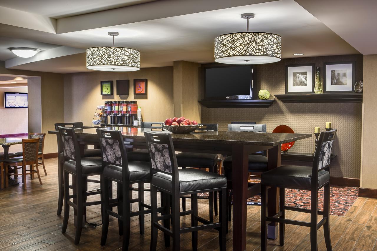 Hampton Inn Dubuque - thumb 10