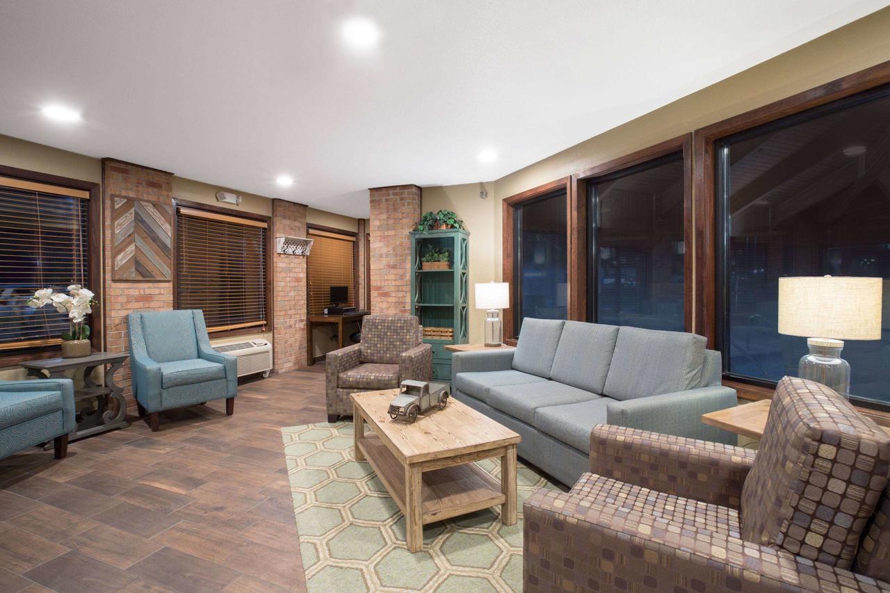 AmericInn By Wyndham Mount Pleasant - thumb 22