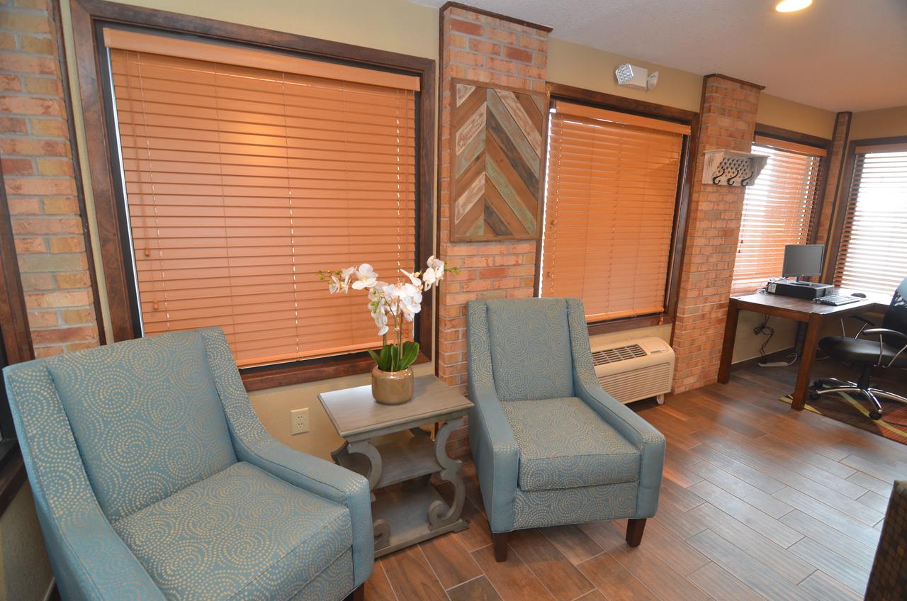 AmericInn By Wyndham Mount Pleasant - thumb 10