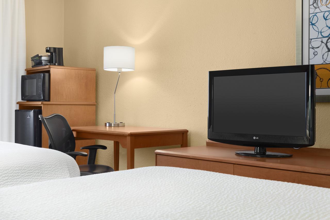 Fairfield Inn Dubuque - thumb 20