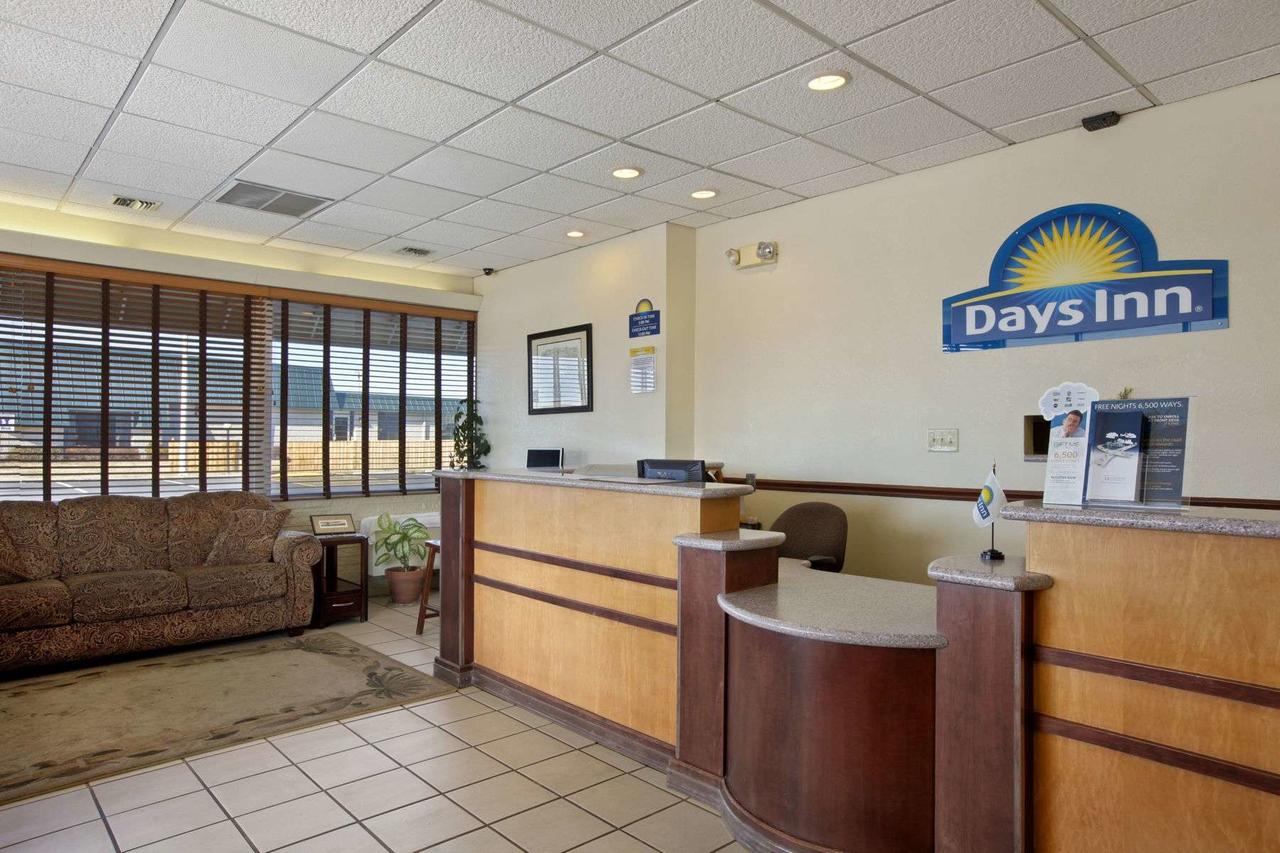 Days Inn By Wyndham Salina South - thumb 19