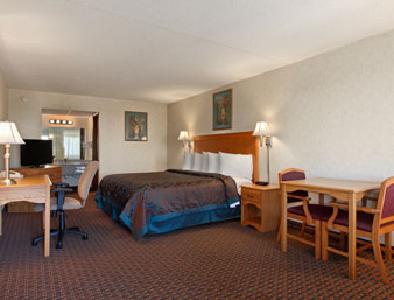 Days Inn By Wyndham Salina South - thumb 16