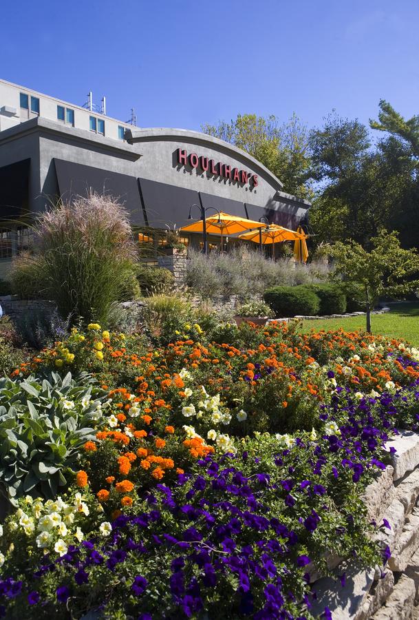 Holiday Inn At The Campus - thumb 8