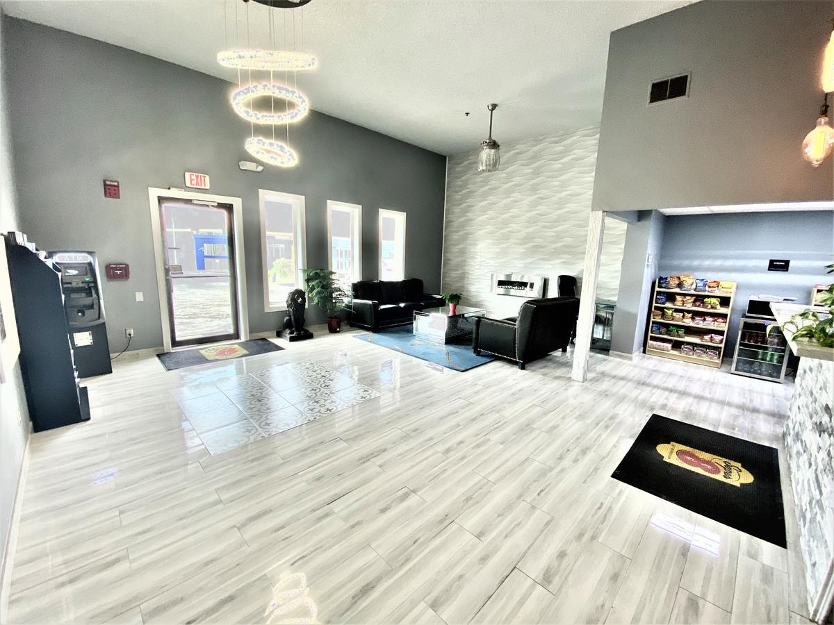 Super 8 By Wyndham Lenexa Overland Park Area/Mall Area - thumb 1
