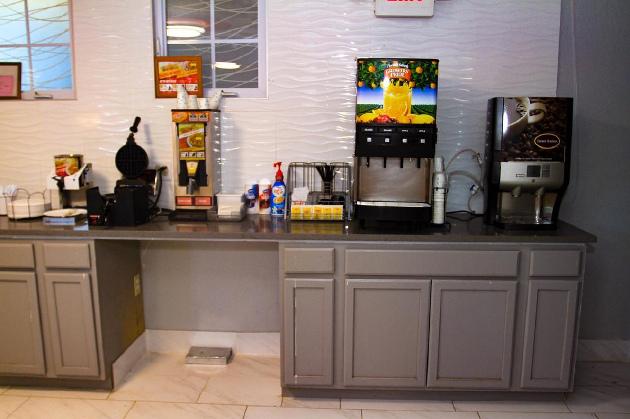 Super 8 By Wyndham Lenexa Overland Park Area/Mall Area - thumb 19