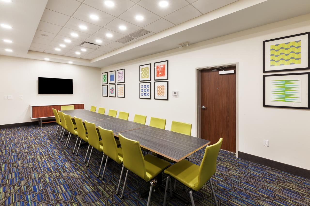 Holiday Inn Express & Suites - Lenexa - Overland Park Area - thumb 15