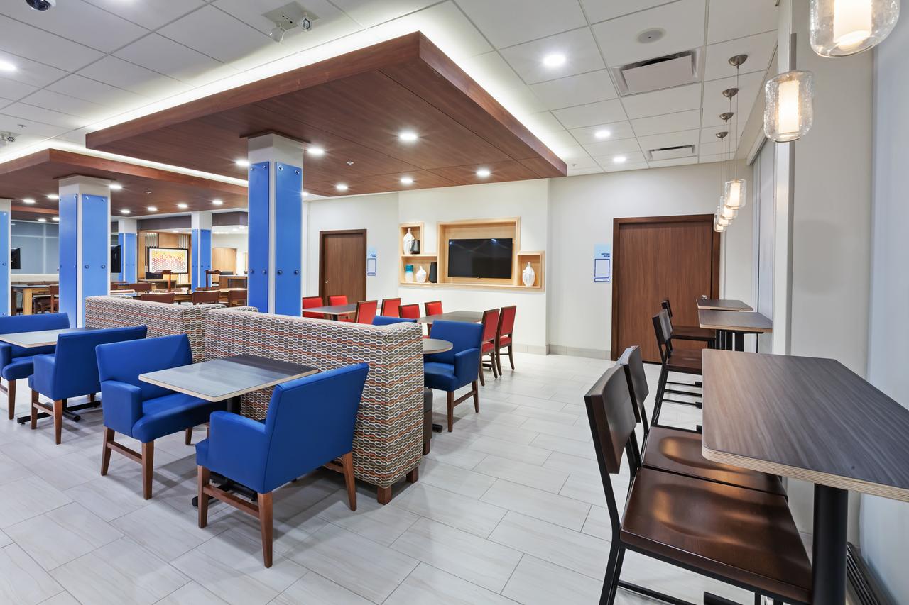 Holiday Inn Express & Suites - Lenexa - Overland Park Area - thumb 13