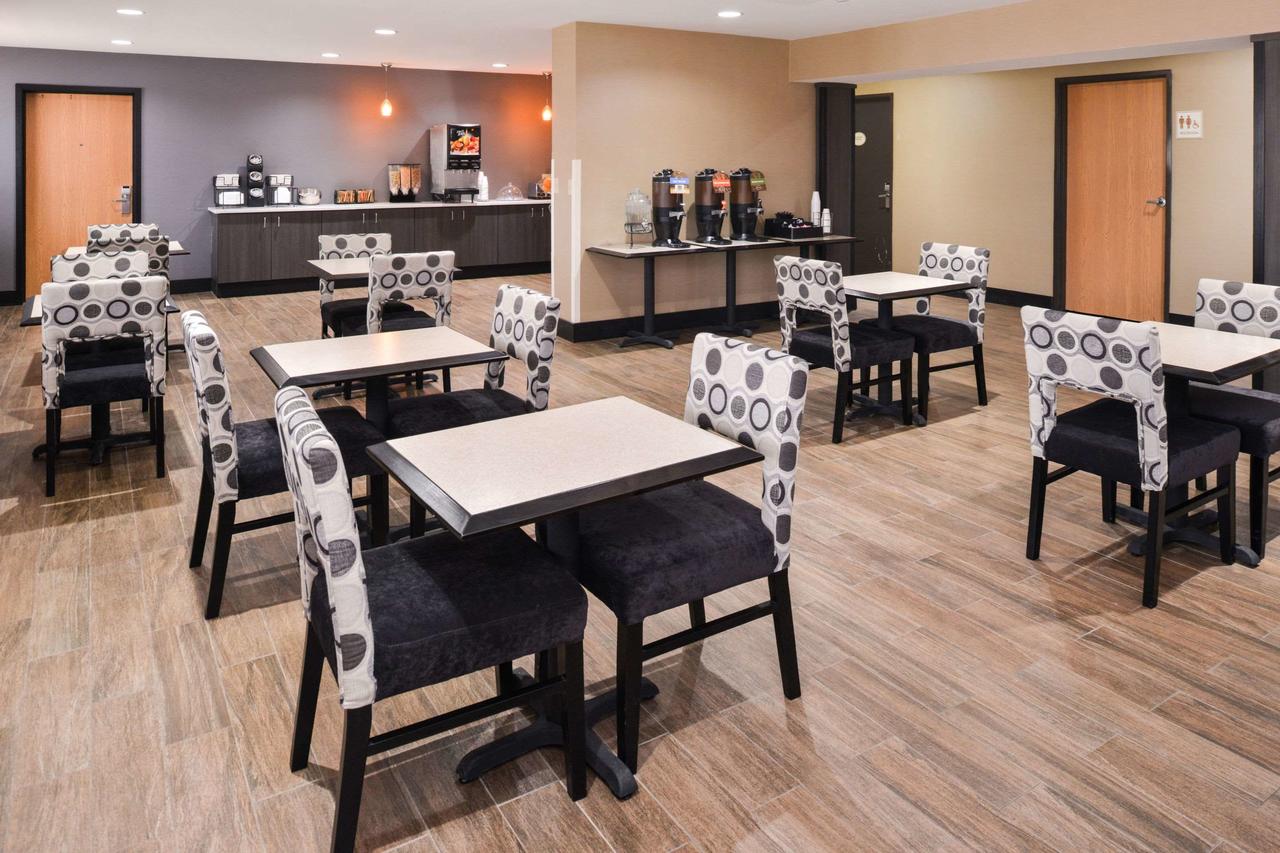 Studio 6 Lenexa - Overland Park - thumb 7