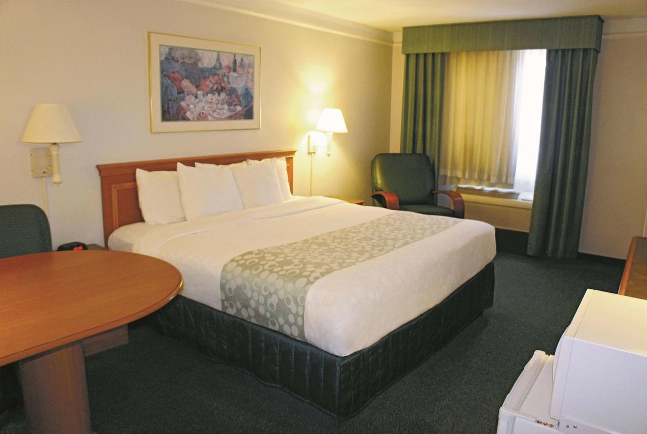 La Quinta Inn By Wyndham Kansas City Lenexa - thumb 12