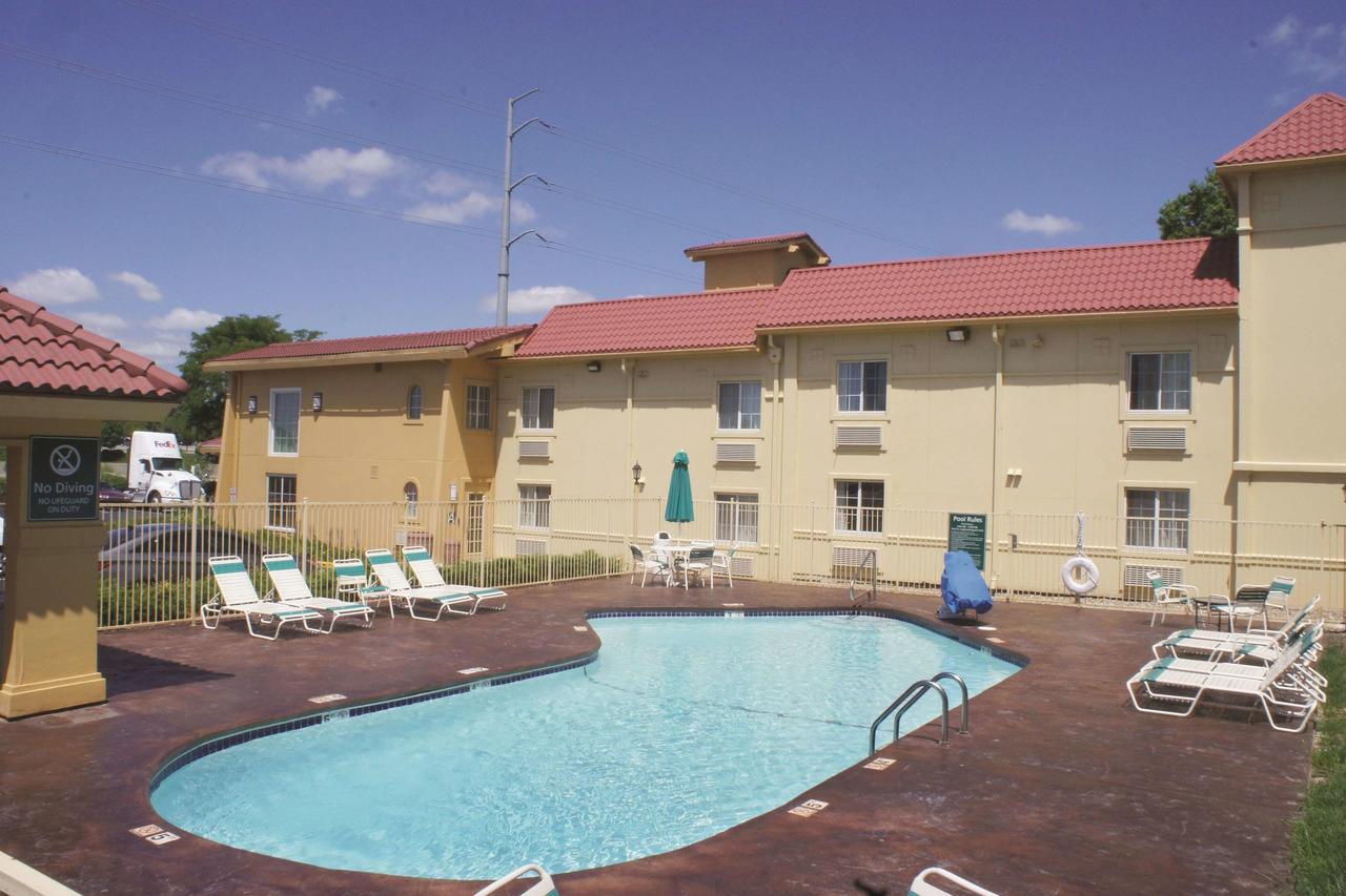 La Quinta Inn By Wyndham Kansas City Lenexa - thumb 21